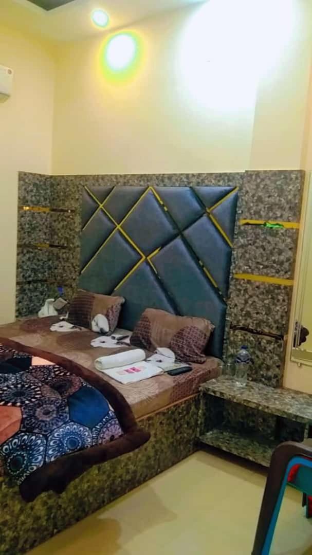 Hotel White Tulip Amritsar Bagian luar foto